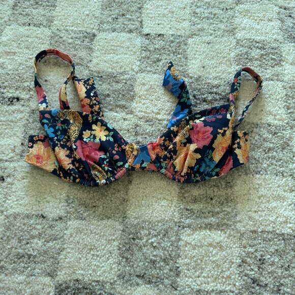 ✨ NWT ✨ Skatie Lola Bikini Top Bali - Picture 3 of 4